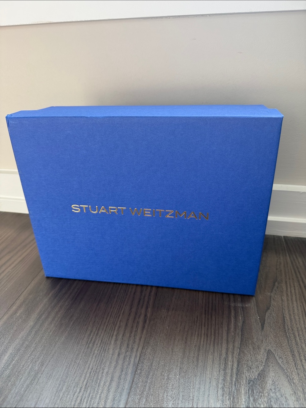 Stuart Weitzman empty shoe box